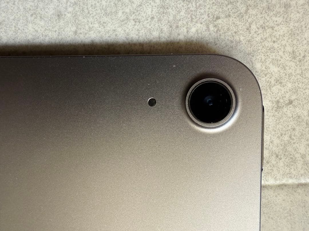 くまApple iPad air m2 13インチスペースグレー 本体