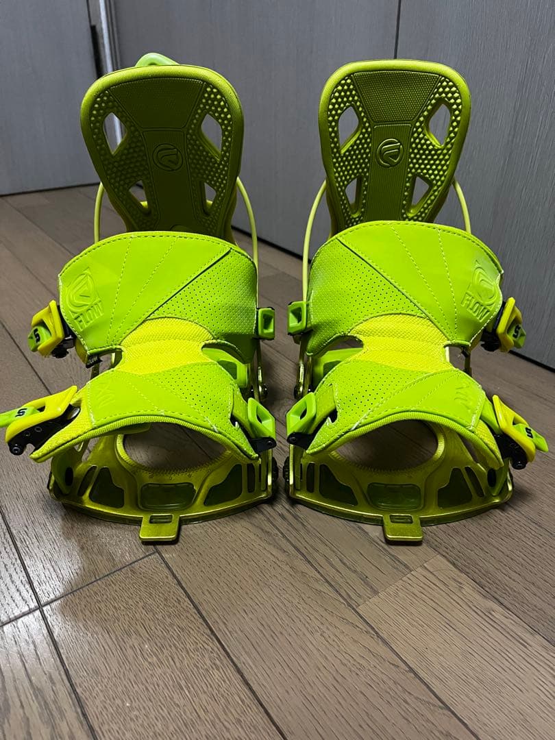 Flow NX2 スノーボードビンディング L イエロー