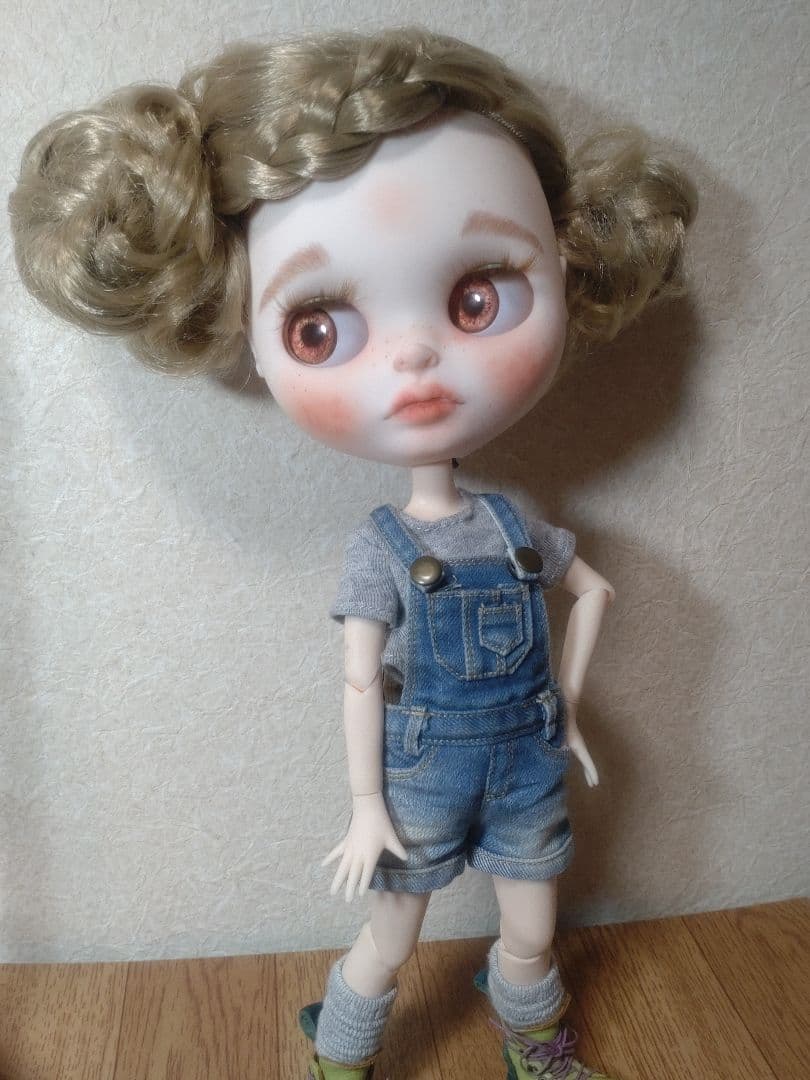 【期間限定SALE価格】カスタムアイシードール　薄いそばかすあり　オープンマウス