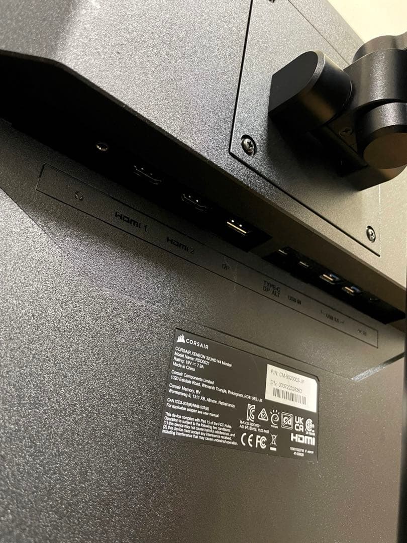 美品 CORSAIR XENEON 32UHD144 ゲーミングモニター