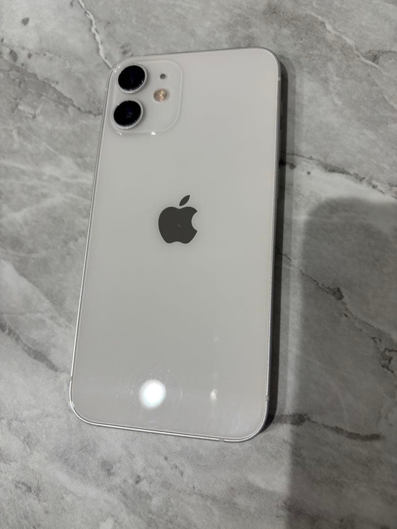 Apple iPhone 12 ホワイト 本体【2万5千円→最終値下げ済】