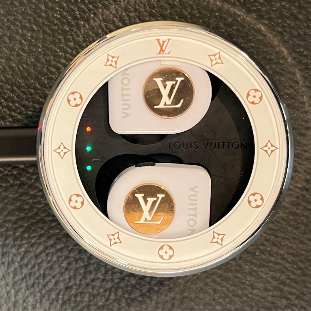 正規品人気のホワイト‼️ルイヴィトン　イヤホンQAB120 箱付き