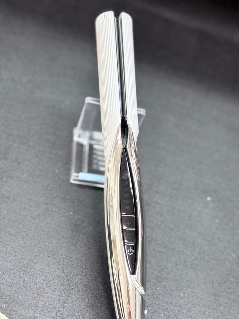 【美品】【動作品】【正規品】【化粧箱付き】ReFa ストレートヘアアイロン