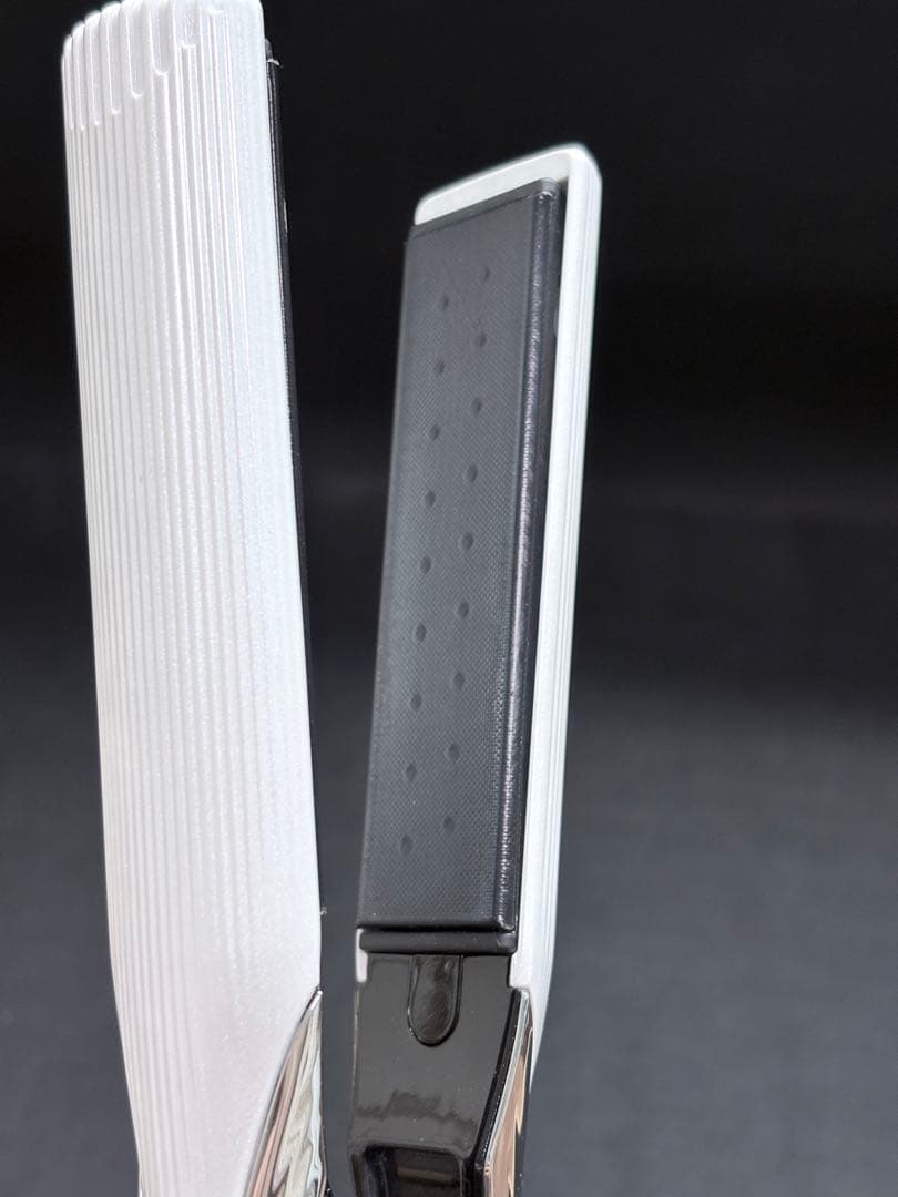 【美品】【動作品】【正規品】【化粧箱付き】ReFa ストレートヘアアイロン