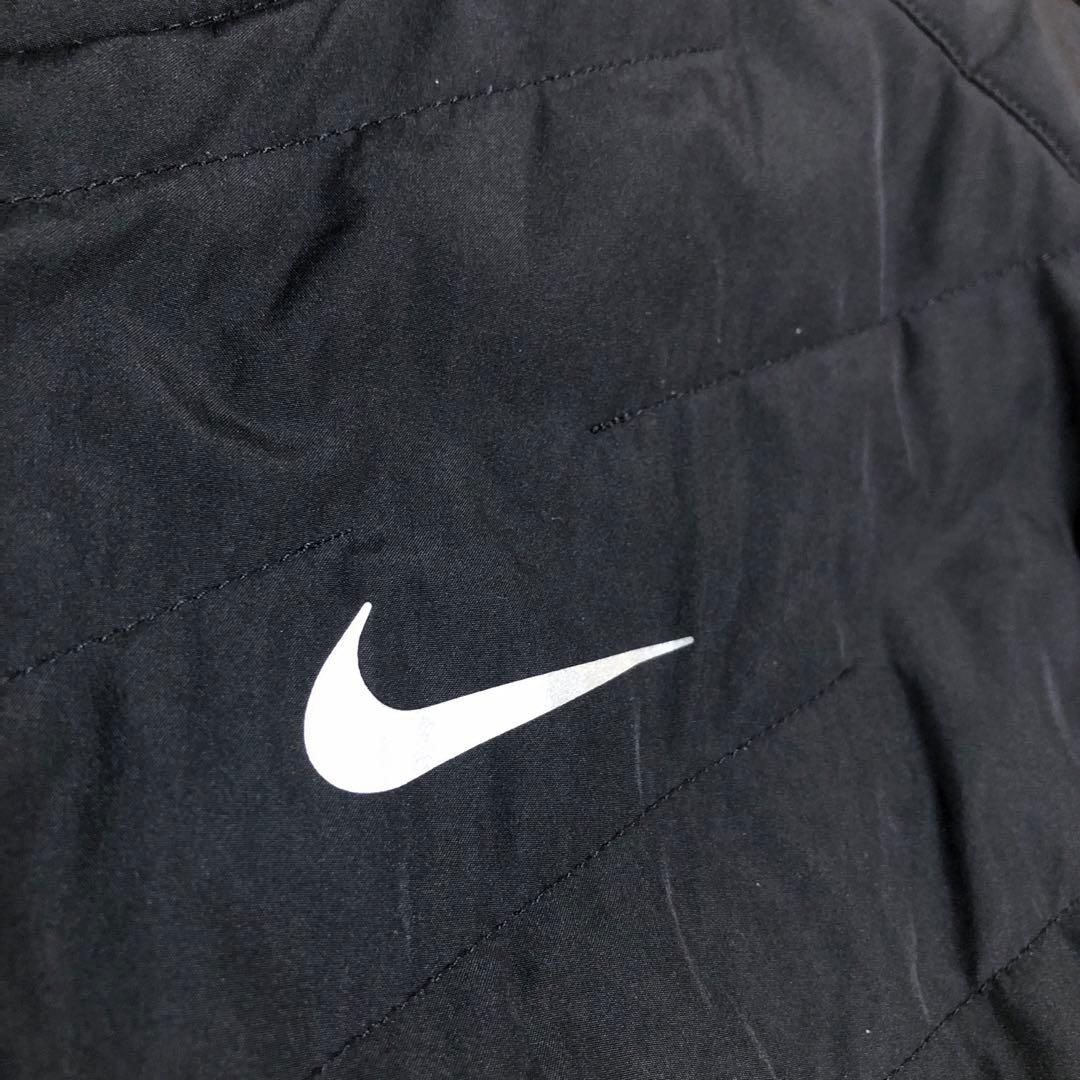 ナイキエアロレイヤー　ジャケット
