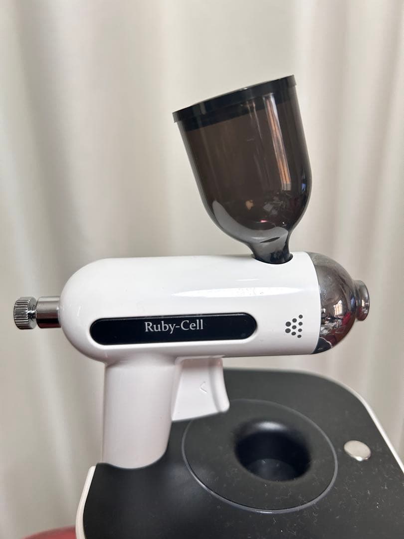 ルビーセル　エアーブラシ美顔器
