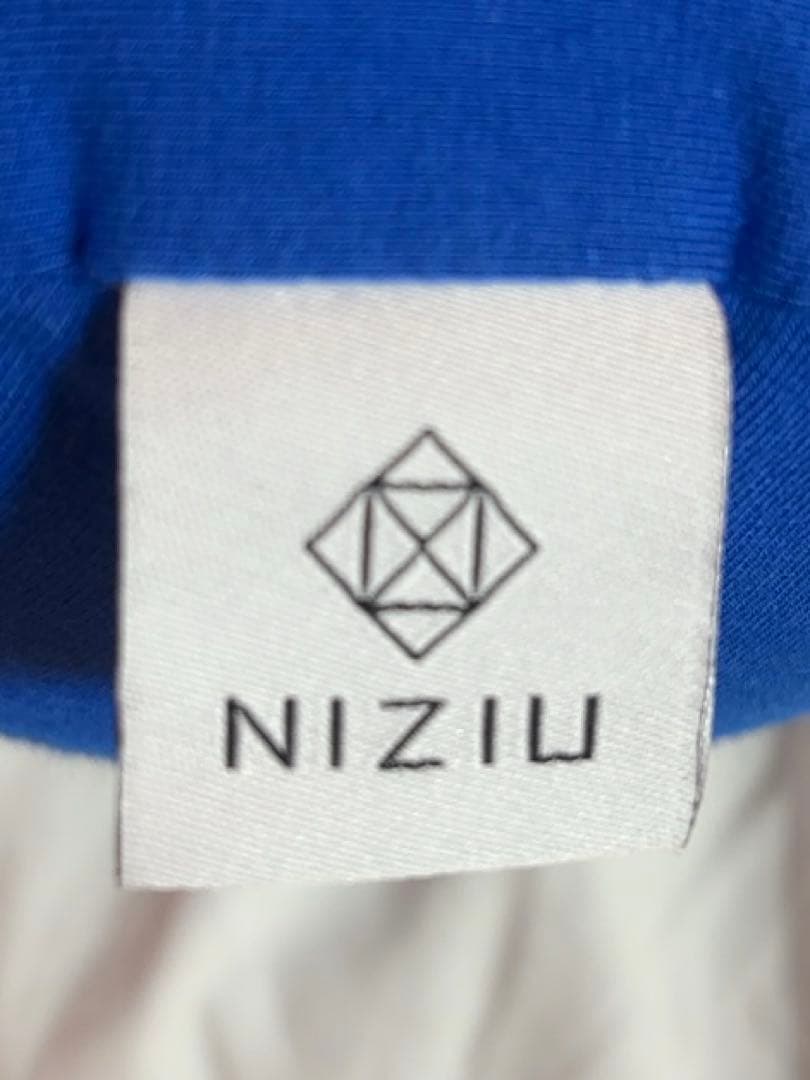 Yogibo Roll Dot NiziU Model ニナ直筆サイン入り