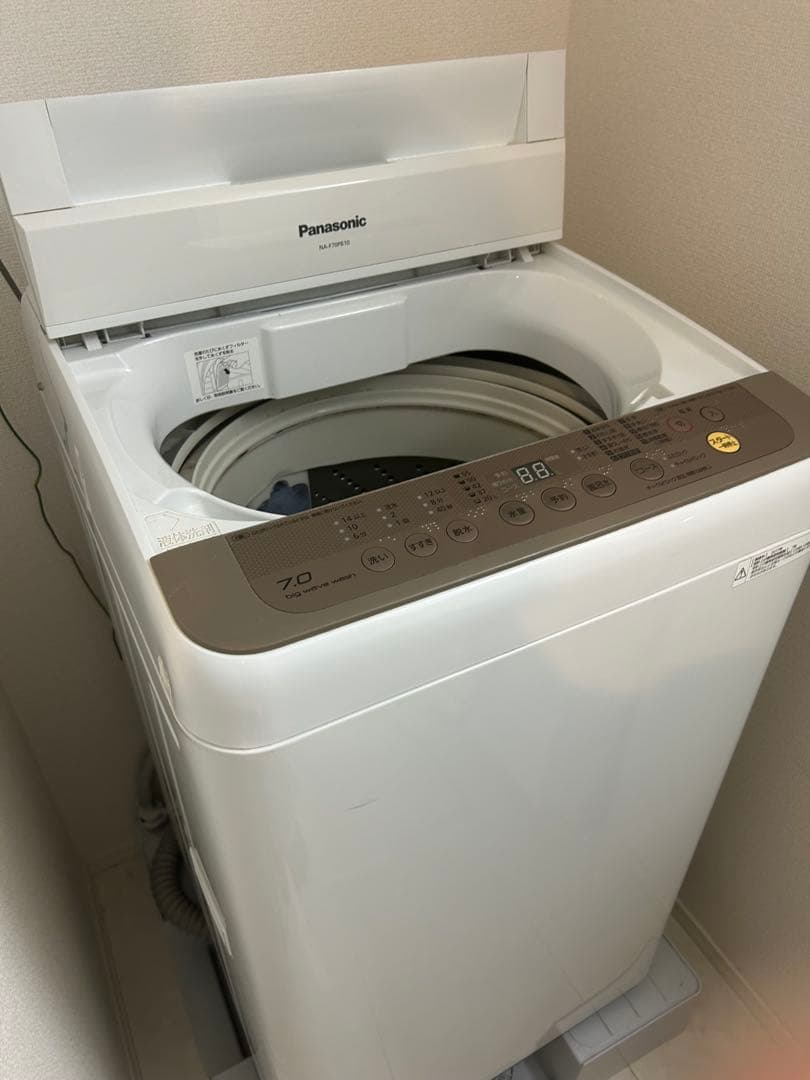 パナソニック　縦型全自動洗濯機　7キロ　NA-F70PB10 2017年
