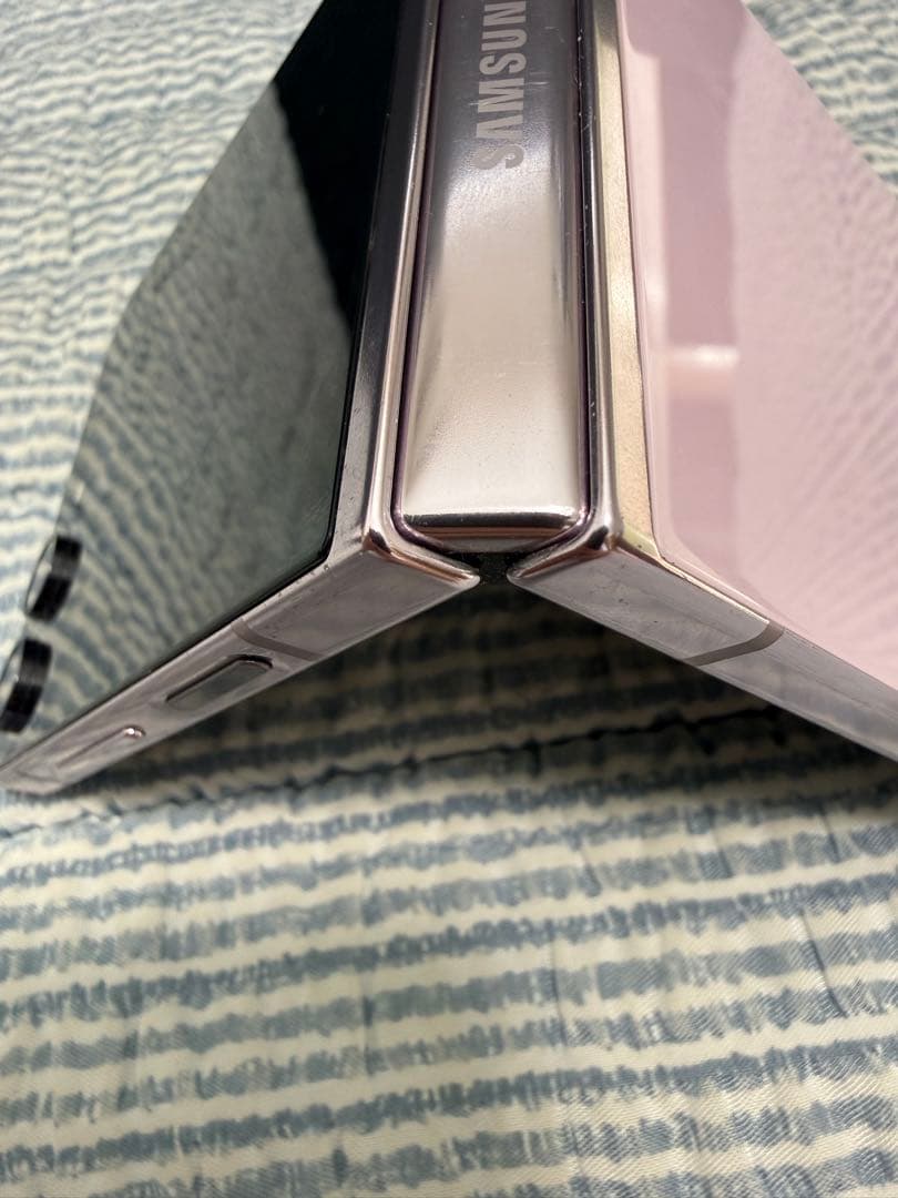 じ*ん様 [オークション]Galaxy Z Flip 5 256GBラベンダーS