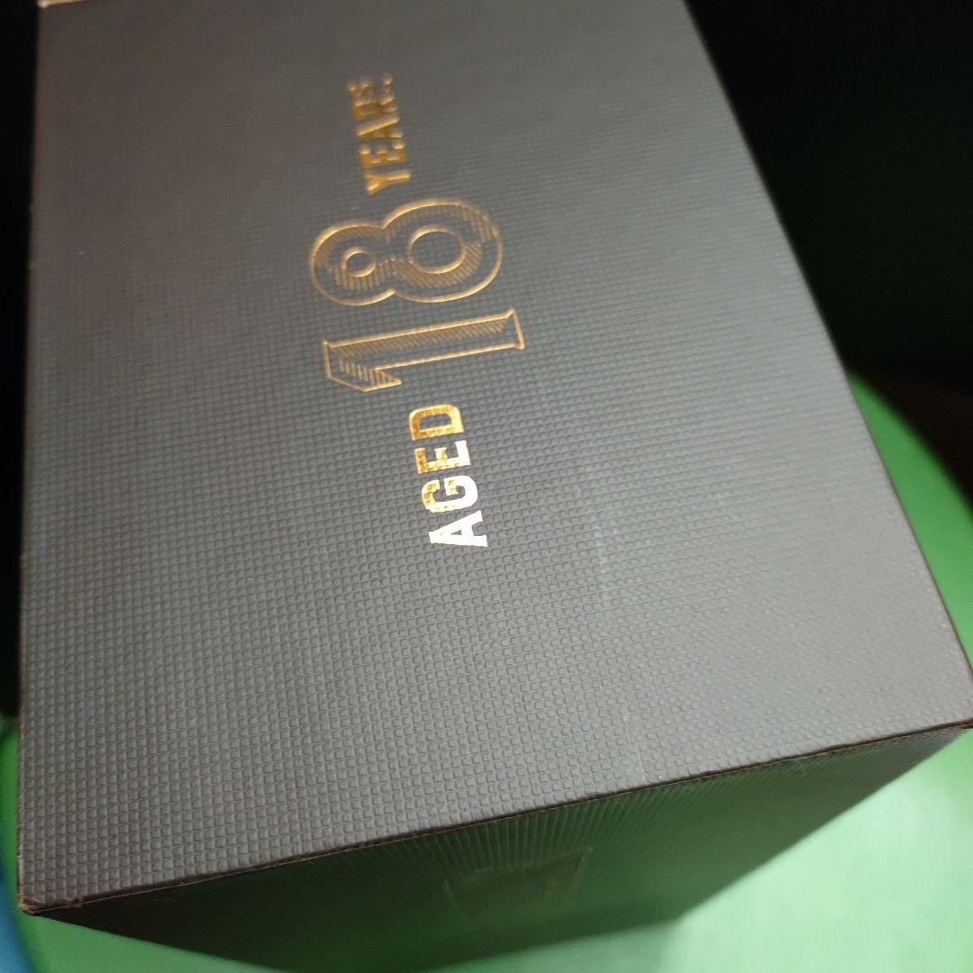 スコッチウイスキー　 バルブレア１８年