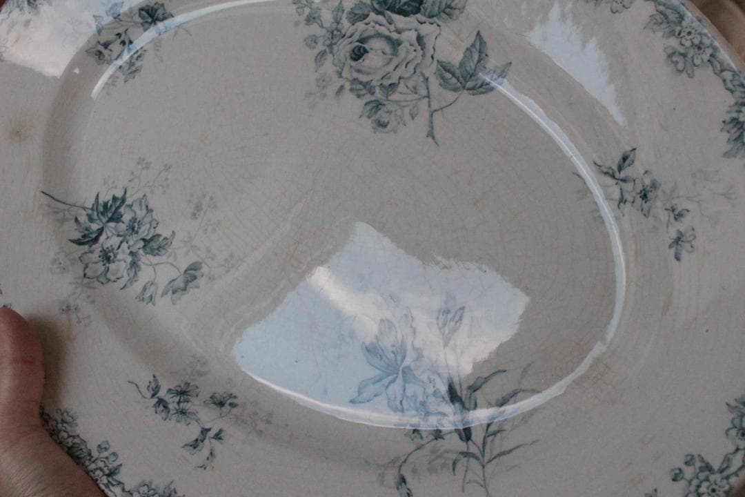 フランスアンティーク/ショワジールロア・バラのオーバルプレート