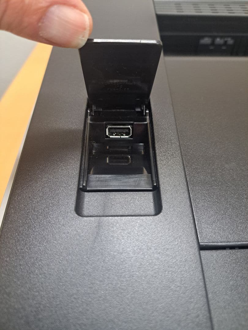 新品同様 印刷434枚 動作確認 トナー付 A4カラー LBP661C