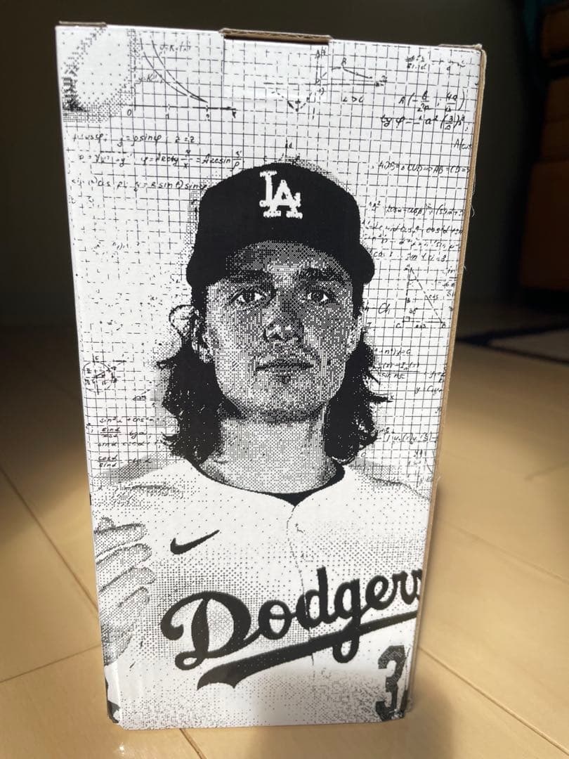 9/18 Dodger Stadium限定 タイラーグラスナウ ボブルヘッド