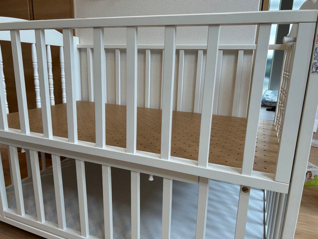 石崎家具　スリーピー　エリーゼ　ホワイト⭐️ベッドガード布団、バウンサー、沐浴槽付