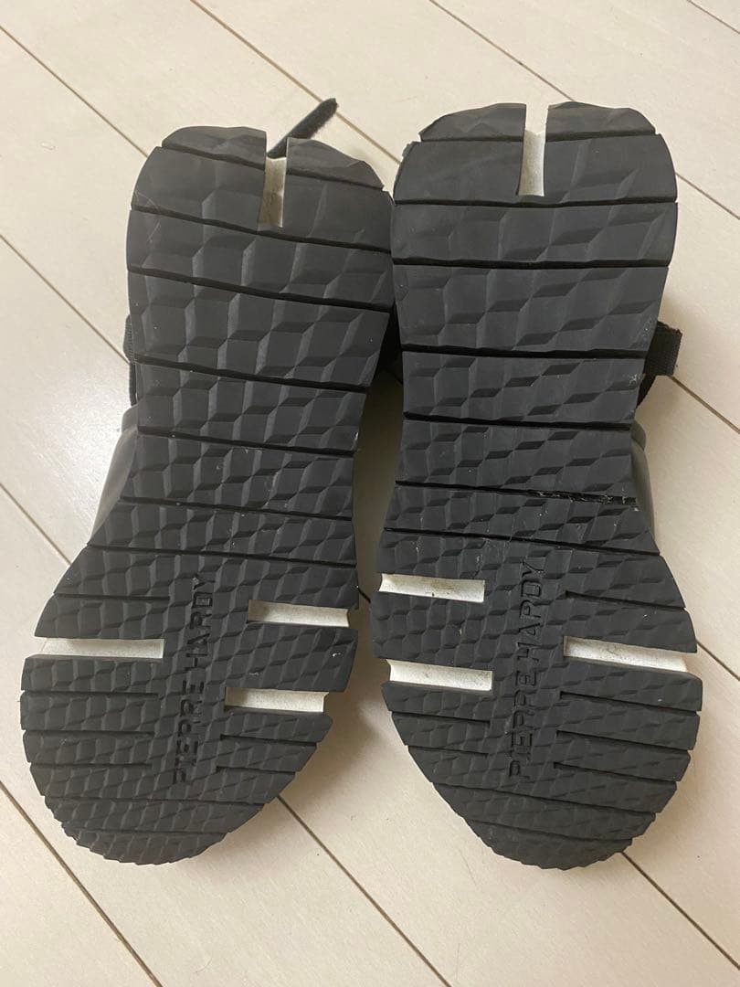 Pierre hardyピエールアルディ　35サイズ(22.5)