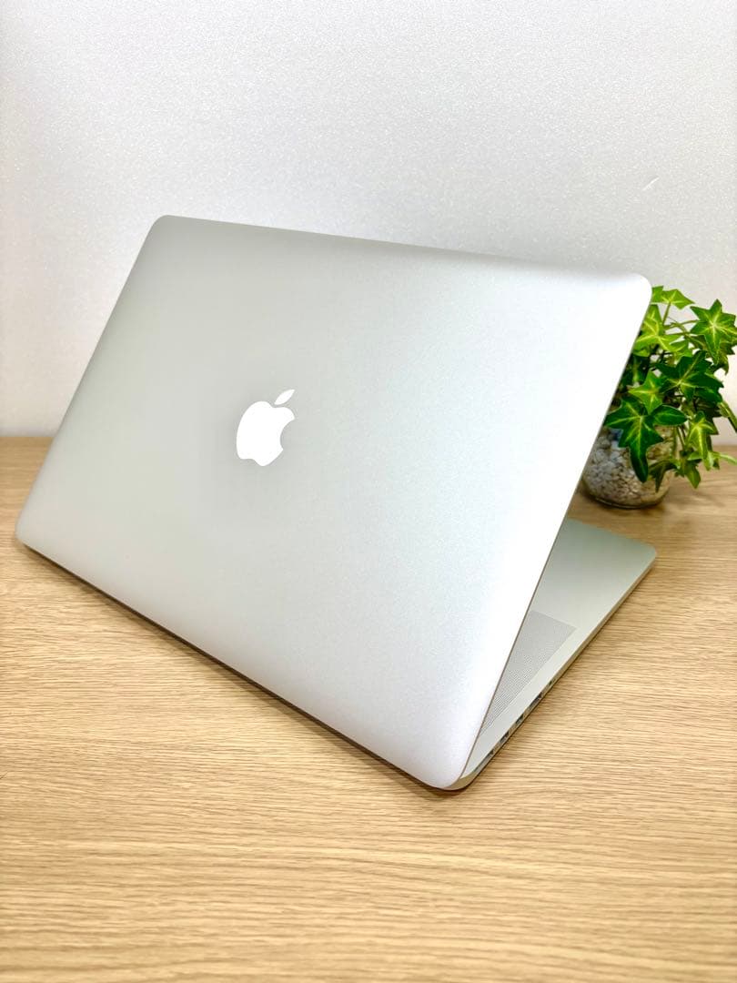 最上位3K！MacBook Pro 15 Office2024 i7 Win11