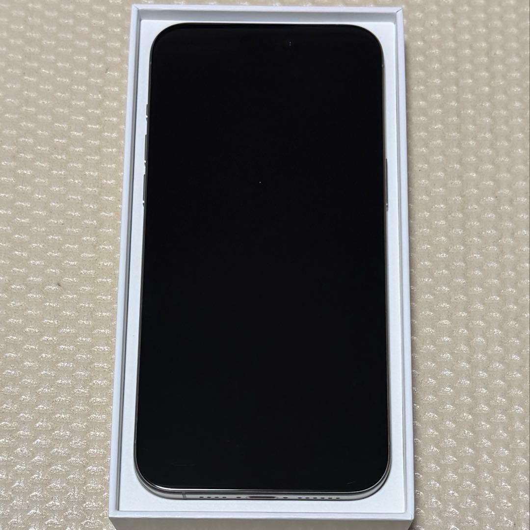 バッテリー100% iPhone15ProMax 256GB SIMフリー 本体