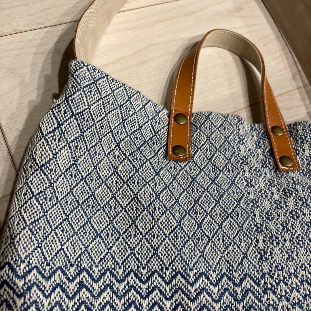 2/3限定価格trois temps トロワトン　手織り2WAYバッグ　北欧