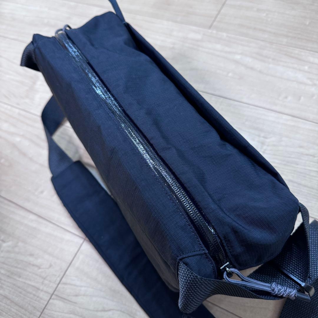 バッグ Bellroy Venture Sling CAMERA EDITION