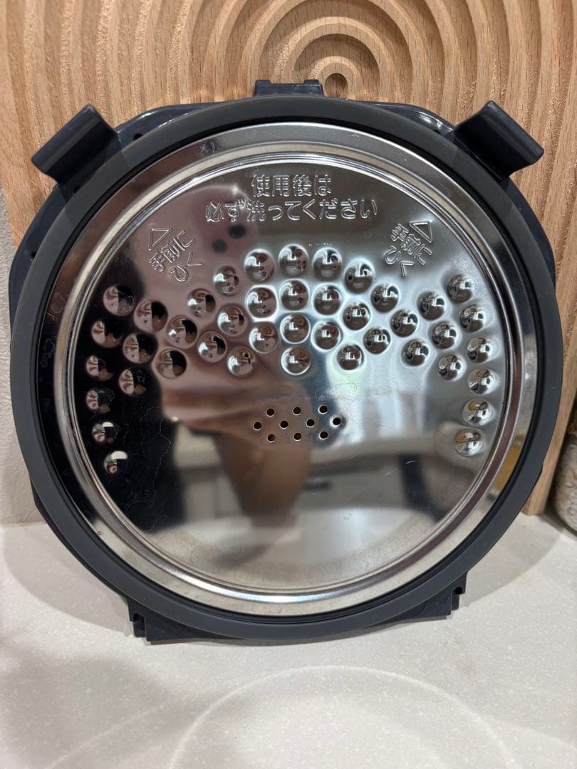 大幅値下げ！象印　炊飯器　中古　NW-SA10 STAN スタン