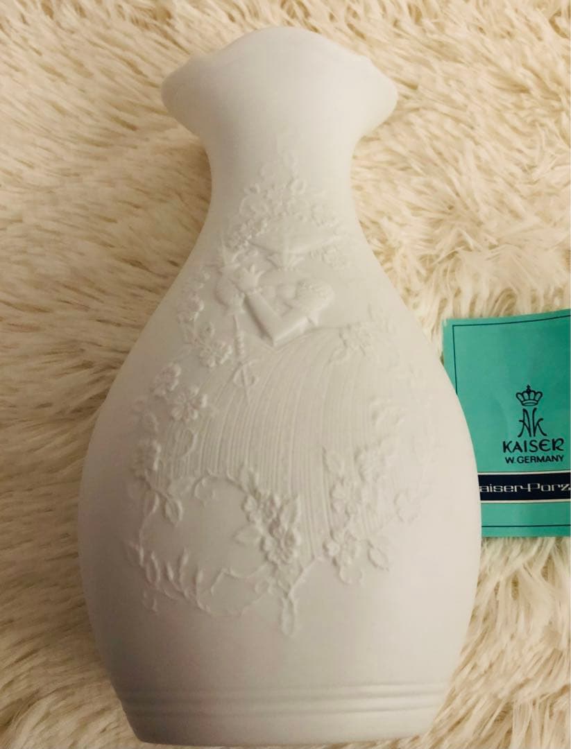 カイザー花瓶 高い芸術性 西ドイツ製Ak kaiserヴィンテージ陶器の白い花瓶
