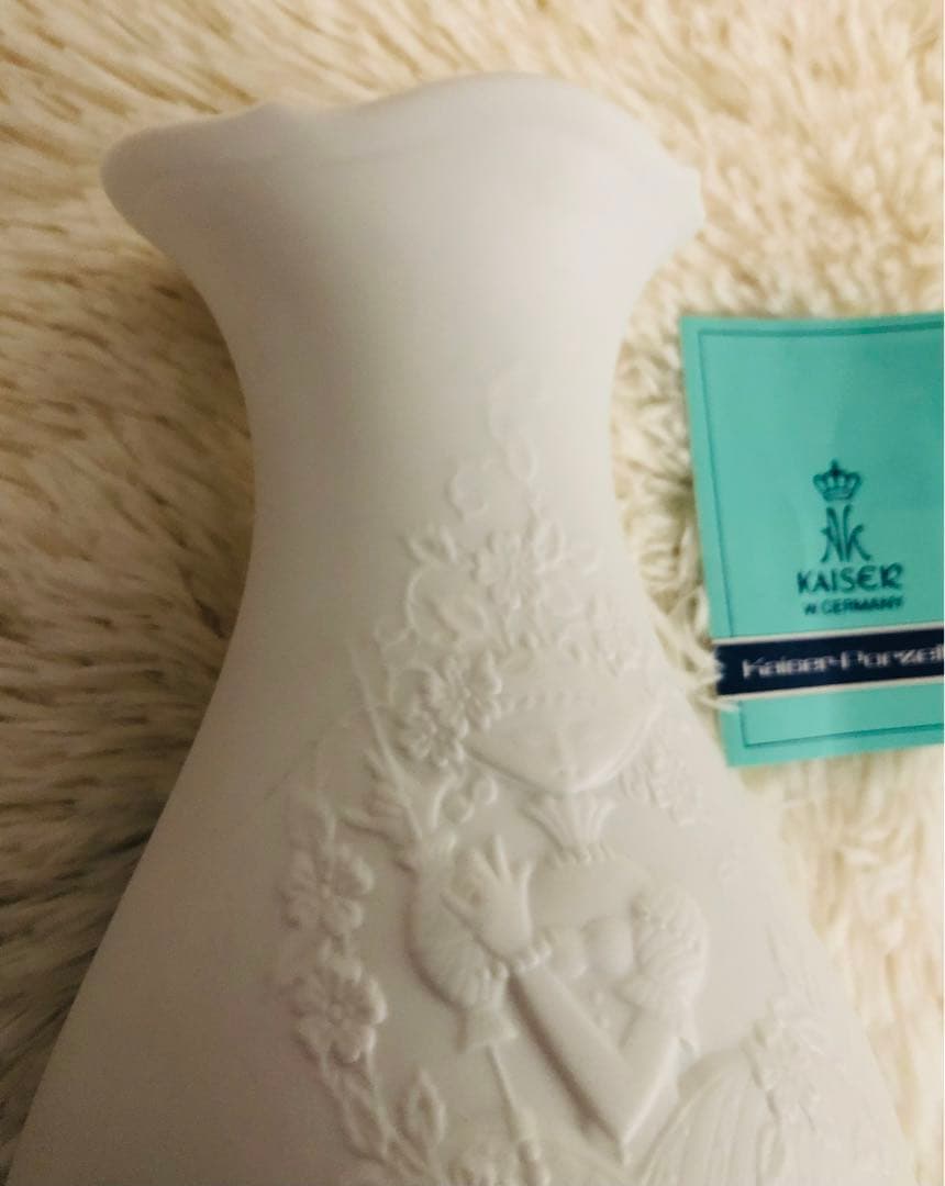 カイザー花瓶 高い芸術性 西ドイツ製Ak kaiserヴィンテージ陶器の白い花瓶