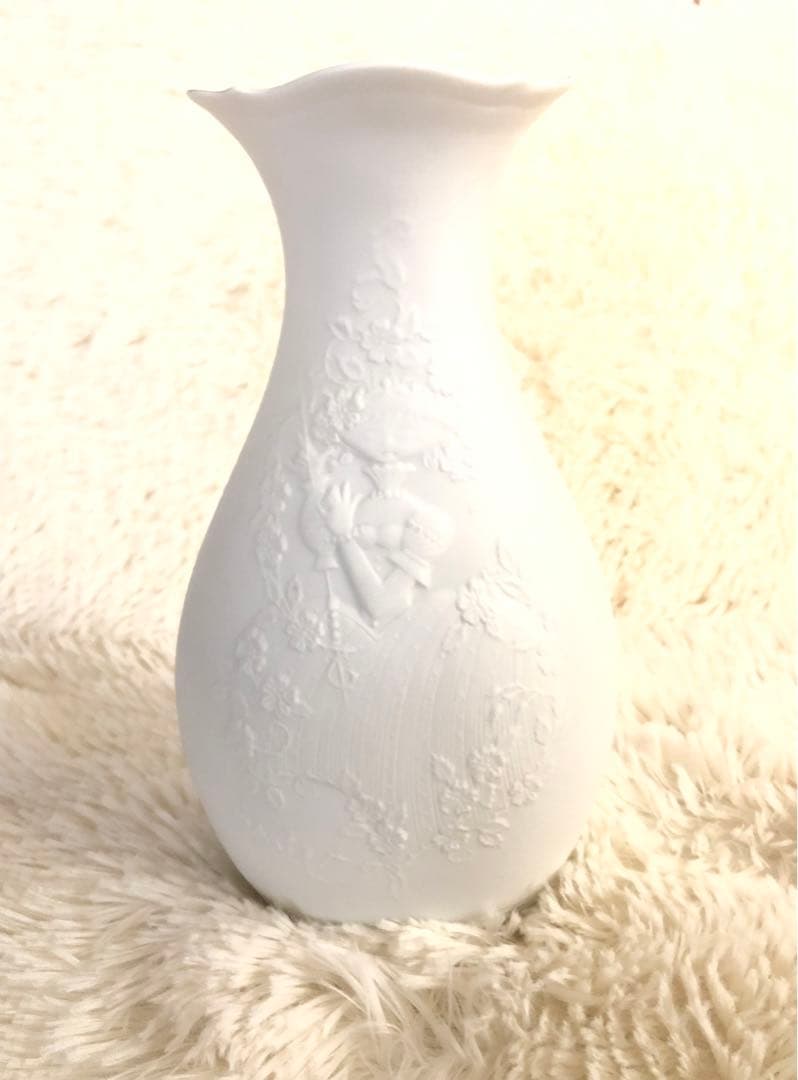 カイザー花瓶 高い芸術性 西ドイツ製Ak kaiserヴィンテージ陶器の白い花瓶