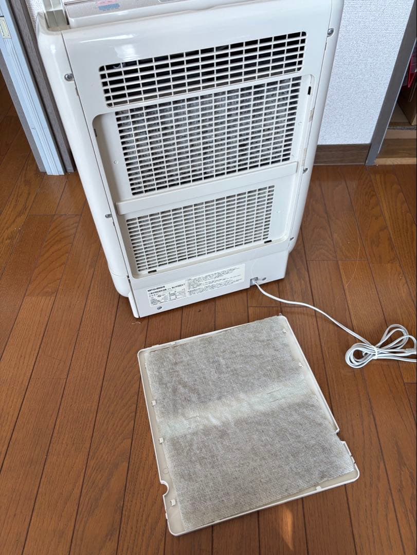 除湿機 ホワイト デジタル操作