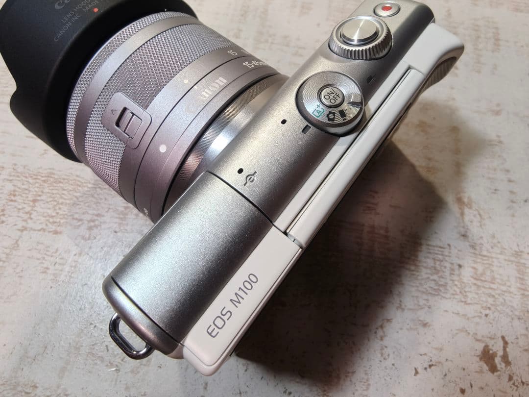 Canon EOS M10 ミラーレスカメラ ホワイト