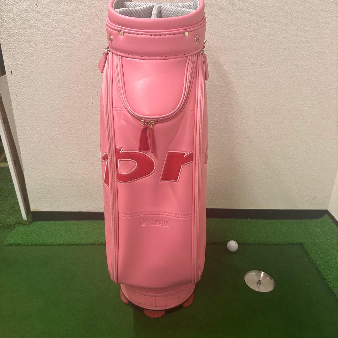 超美品YAMAHAレディースキャディバッグ ピンク　アイアンカバー付き