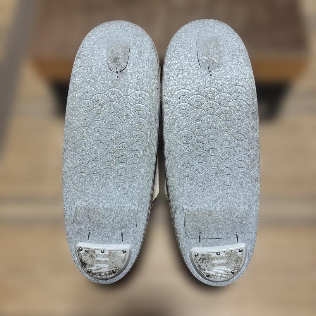 鈴乃屋　沙織　シルバー ハンドバッグと草履のセット