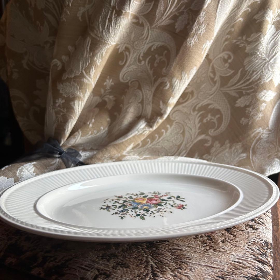 美品 英国製  Conway 英国の伝統美が息づく器 2枚