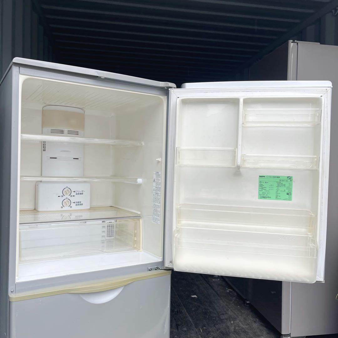 49取付無料！完動品！スタイリッシュシルバーレトロ風3ドア冷蔵庫！洗濯機