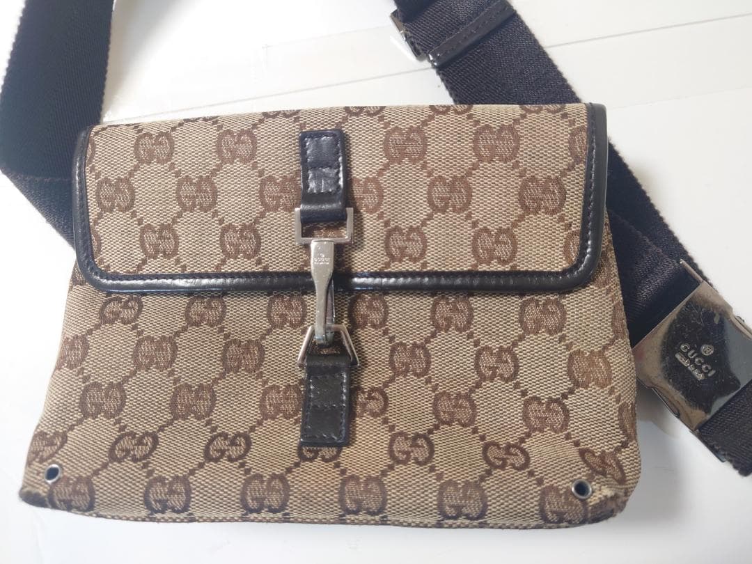 GUCCI GGロゴ ウエストバッグ ポーチ T25042302