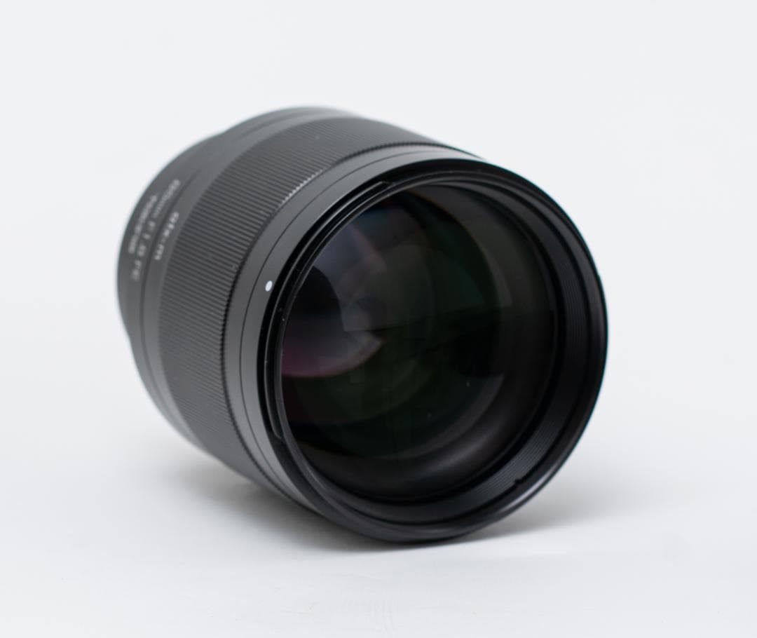 Tokina atx-m 85mm F1.8 FE レンズ