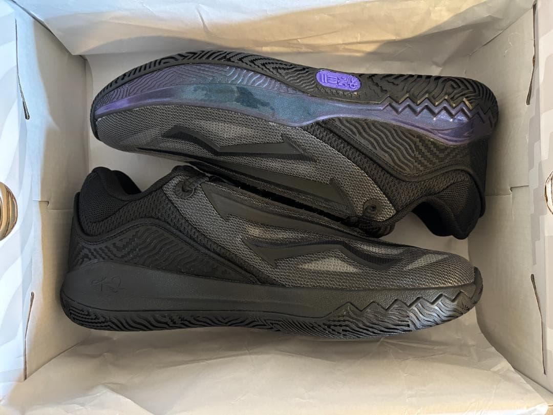 ば*ン様 今年もお世話になりました。ANTA KAI Speed2　US9.5