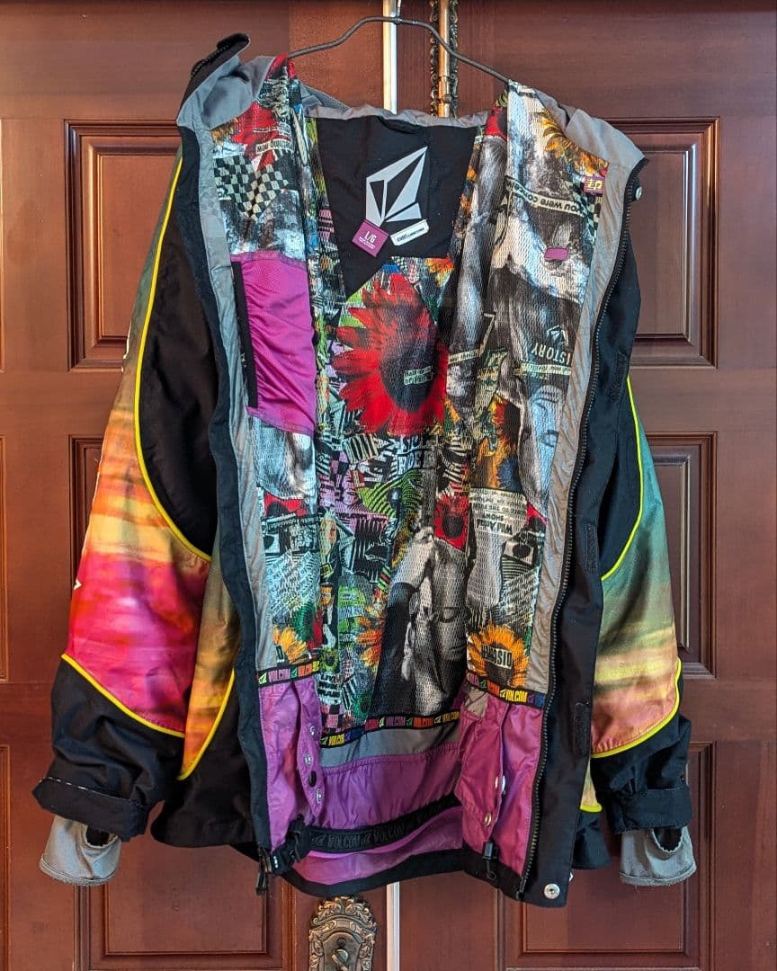 VOLCOM スノーボードジャケット Lサイズ