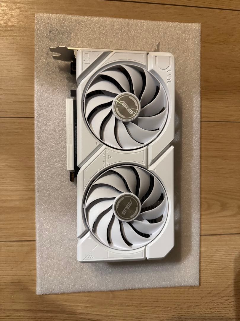 グラフィックボード・グラボ・ビデオカード DUAL-RTX4060TI-O8G-EVO-WHITE