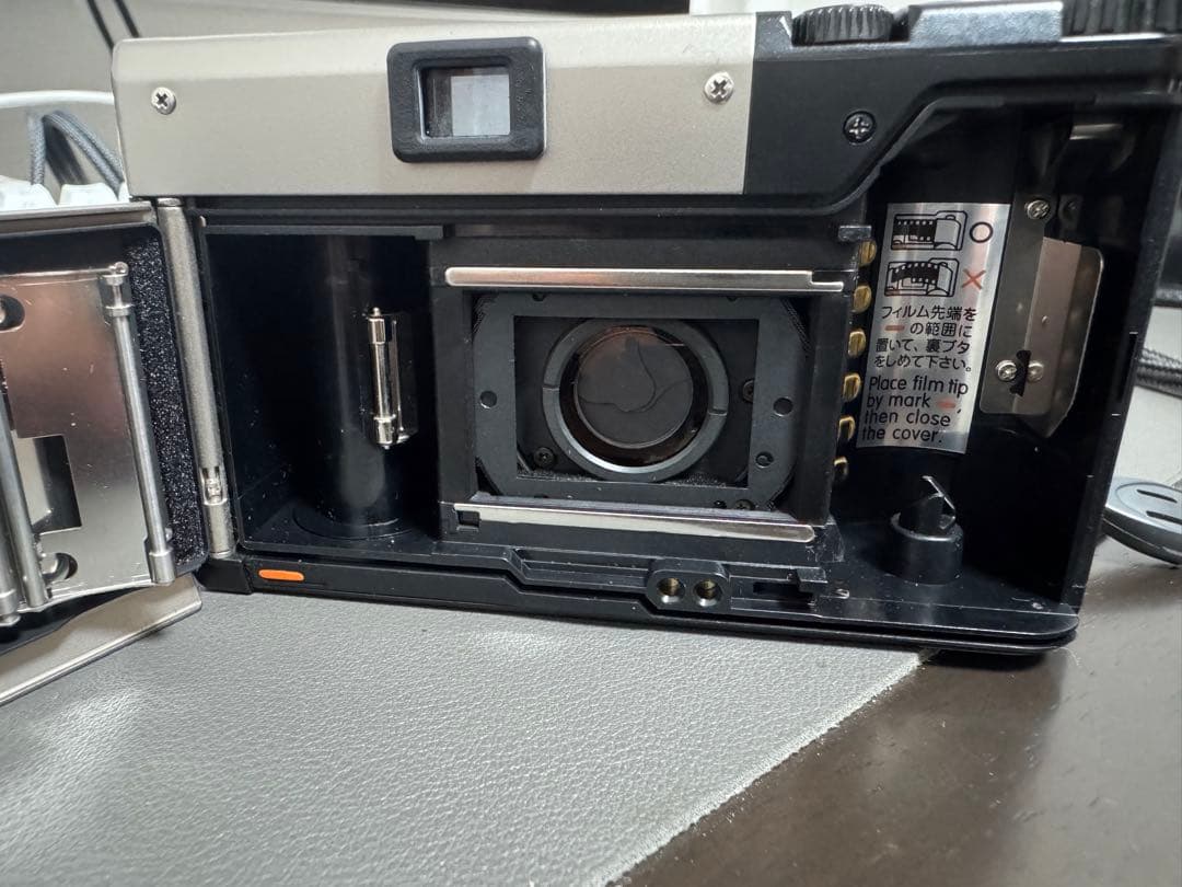 CONTAX T3 ストラップ　ケース　説明書付き