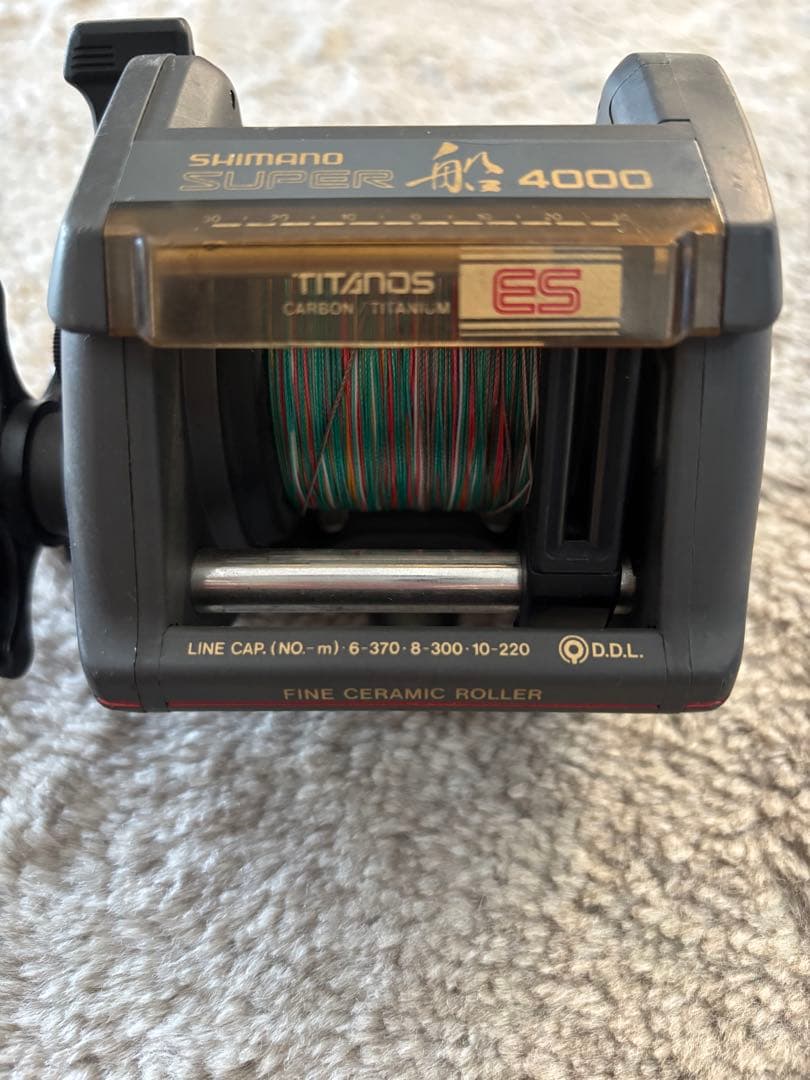 SHIMANO TITANOS 4000 フィッシングリール