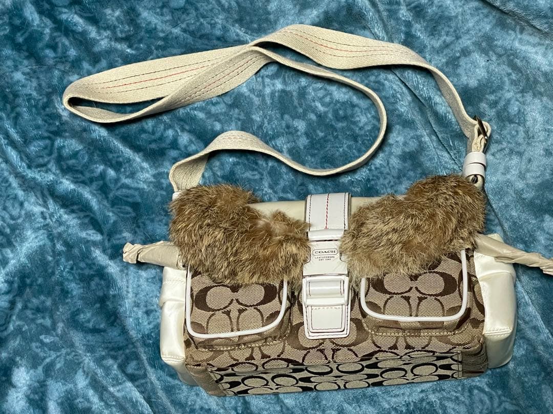 期間限定価格　COACH コーチ ショルダーバッグ ラビットファー付き