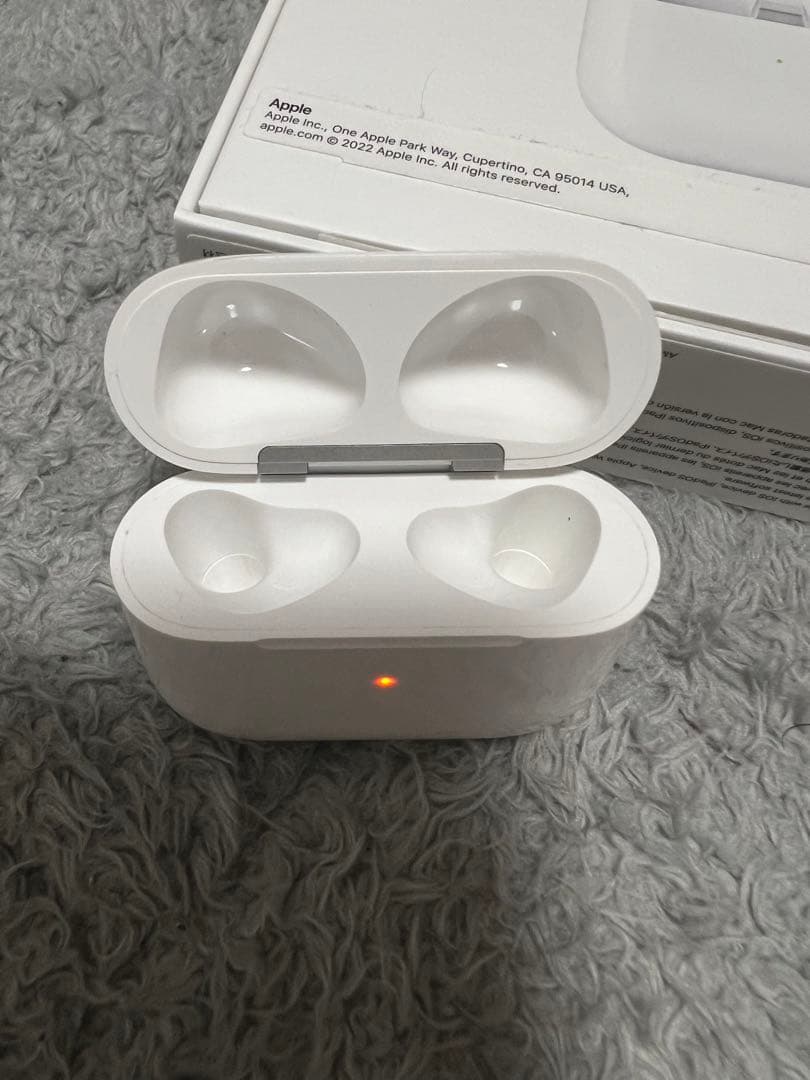 Apple AirPods 第3世代　保護ケース付き