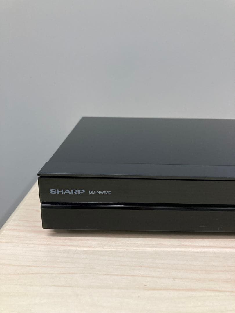 かなり綺麗　シャープ　AQUOS ブルーレイ　BD-NW 520
