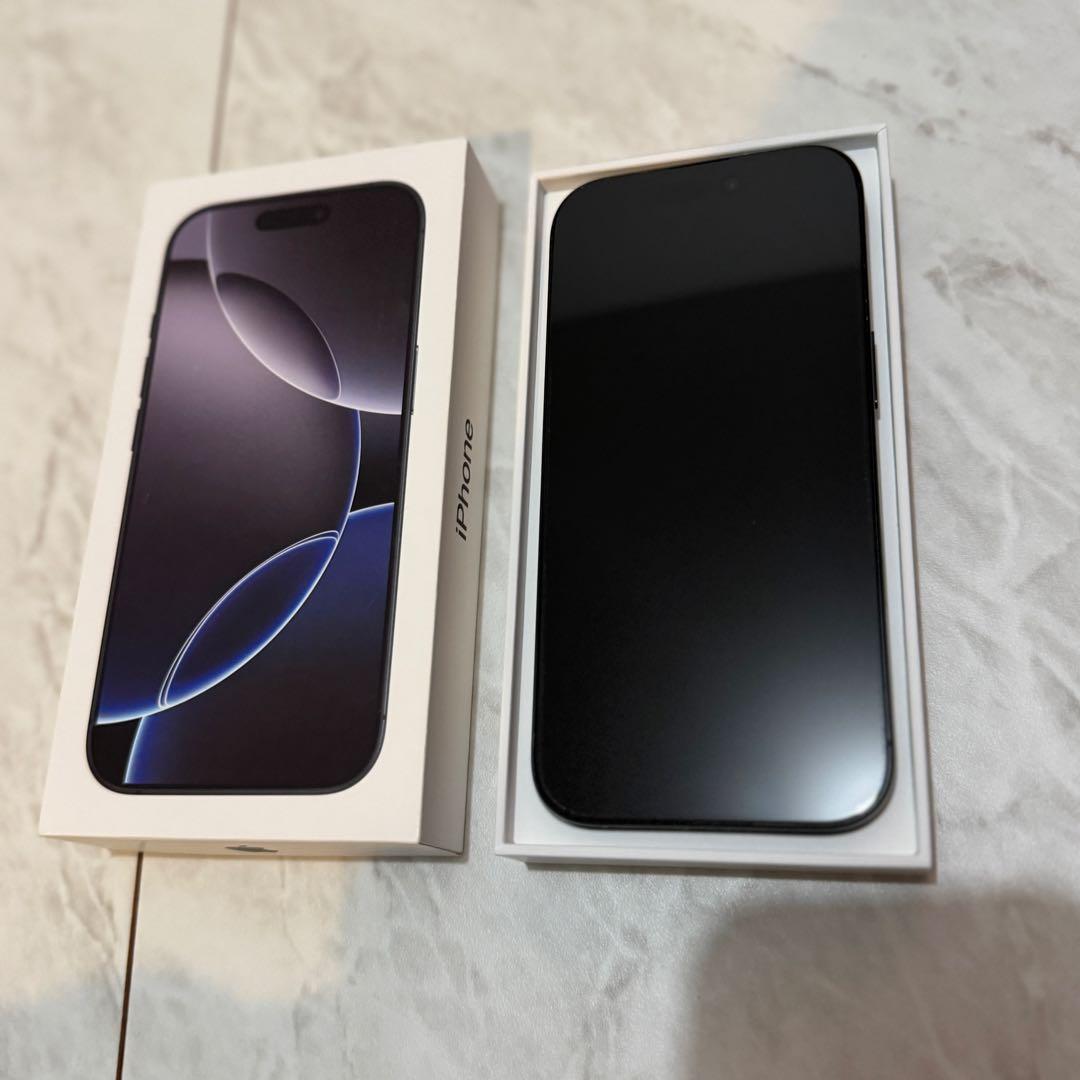 【極美品】iPhone16pro 128GB