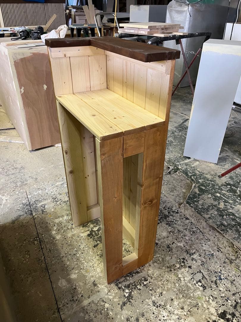 現品処分品　受付カウンター木製コーナーテーブル ダークブラウン