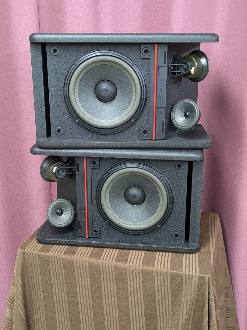 スピーカー・ウーファー BOSE301-AVM