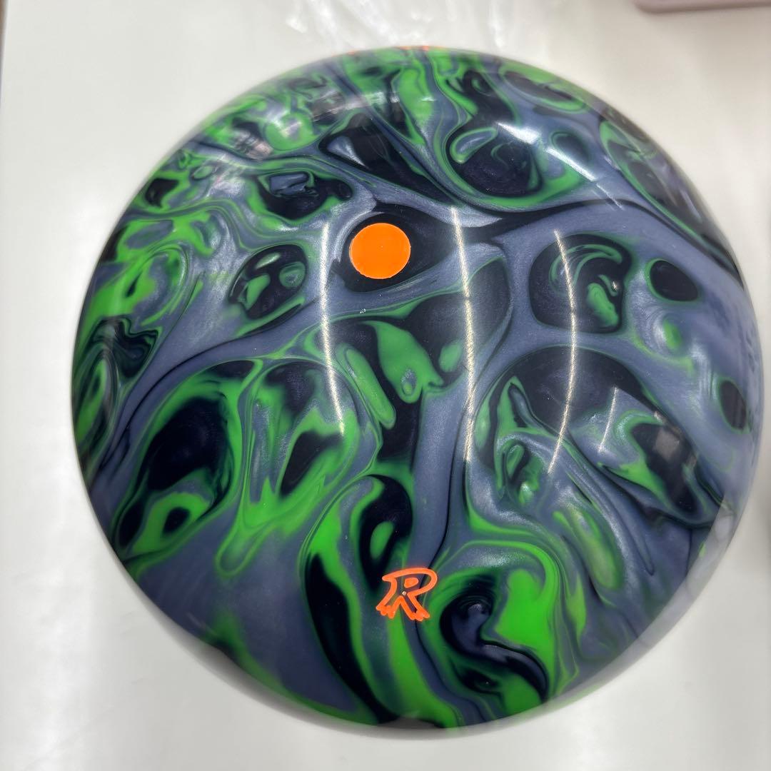 ZIG ZAG ボウリングボール 15LB ブラック/シルバー/ライム