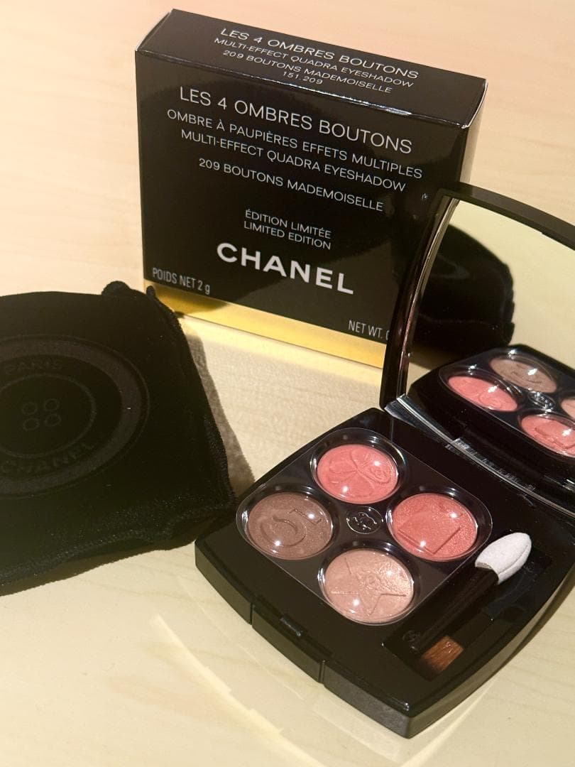 シャネル/新品レキャトルオンブルブトン209ブトンマドモアゼル[アイシャドウ]