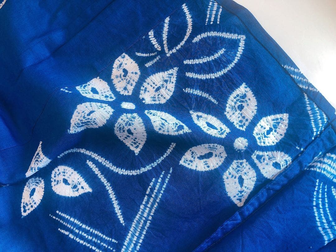 中古美品　有松鳴海絞り　浴衣　絵羽の付け下げ調が可愛い♡ぼかしのブルー水色　お花