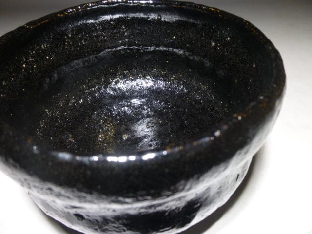 楽吉左衛門十五代　直入　黒茶碗／共箱共布／銘「多羅」／表千家十四代而妙斎極め箱